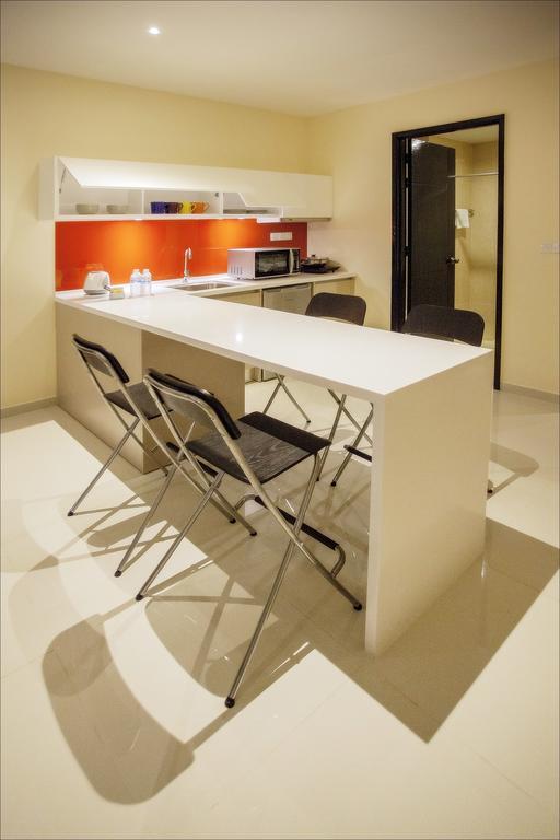 Two-Bedroom Apartment,209005729:JPEG